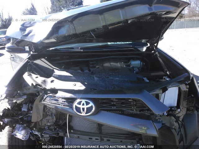 JTEBU5JR4J5597242 - 2018 TOYOTA 4RUNNER SR5 PREM/LTDL/TRAIL/TRD GRAY photo 10