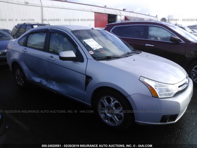 1FAHP35N18W136138 - 2008 FORD FOCUS SE/SEL/SES SILVER photo 1