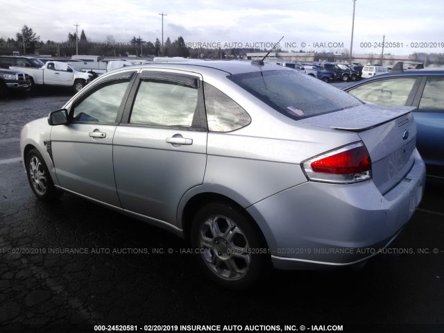 1FAHP35N18W136138 - 2008 FORD FOCUS SE/SEL/SES SILVER photo 3