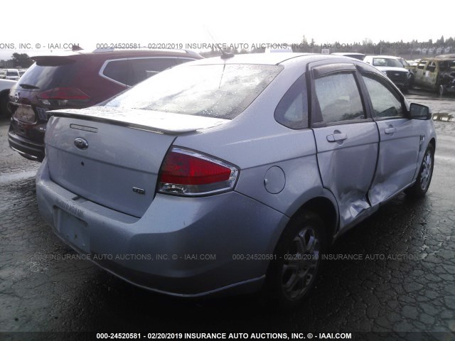 1FAHP35N18W136138 - 2008 FORD FOCUS SE/SEL/SES SILVER photo 4