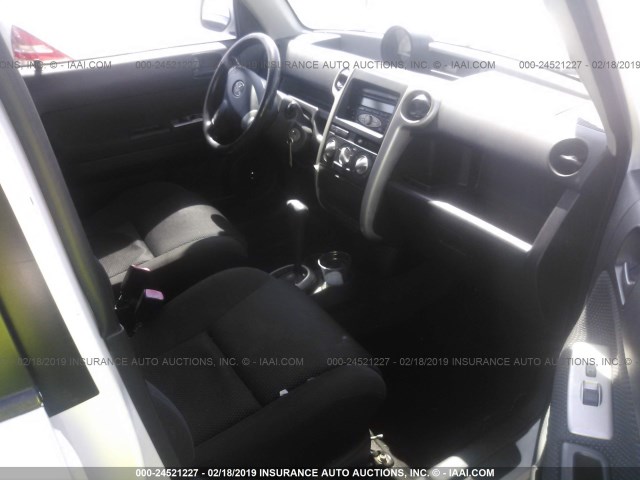 JTLKT324964036762 - 2006 TOYOTA SCION XB Ақ фото 5