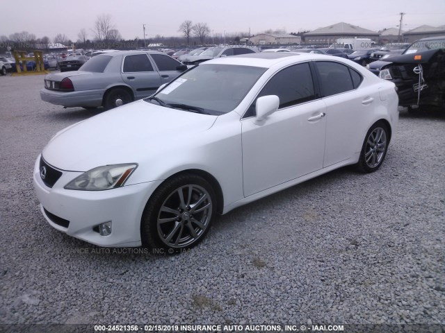 JTHBE262085017330 - 2008 LEXUS IS 350 WHITE photo 2