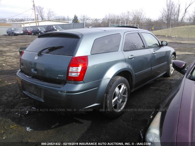 2D4GZ48V65H557741 - 2005 DODGE MAGNUM SXT BLUE photo 4