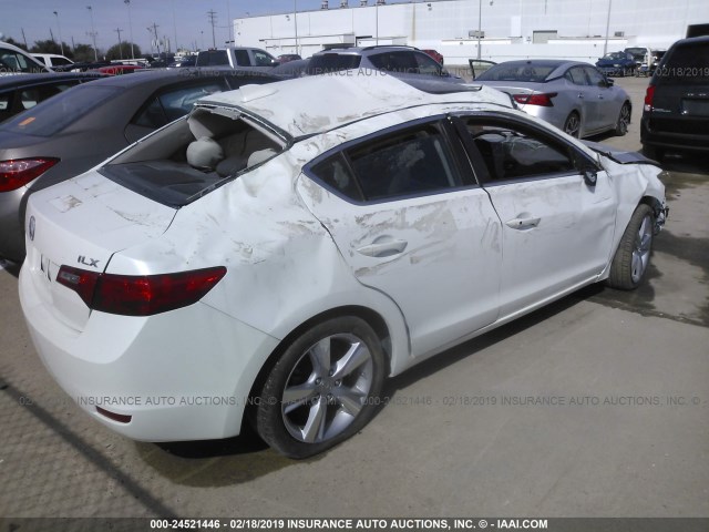 19VDE1F50FE004747 - 2015 ACURA ILX 20 PREMIUM WHITE photo 4