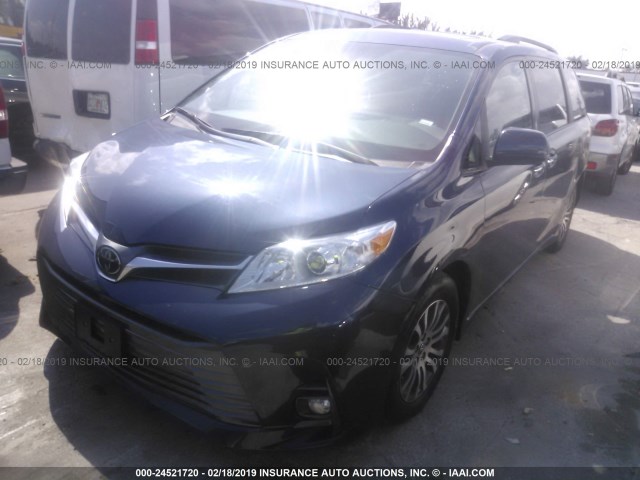 5TDYZ3DCXJS932350 - 2018 TOYOTA SIENNA XLE/LIMITED Dark Blue photo 2