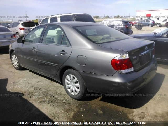 4T1BE32K66U653763 - 2006 TOYOTA CAMRY LE/XLE/SE GOLD photo 3