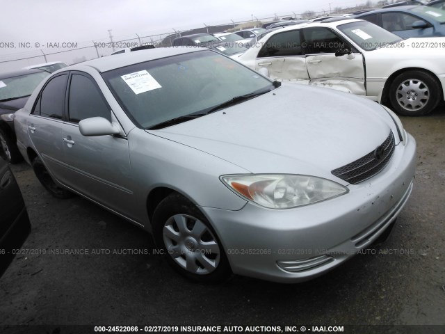 4T1BE32K14U373942 - 2004 TOYOTA CAMRY LE/XLE/SE SILVER photo 1