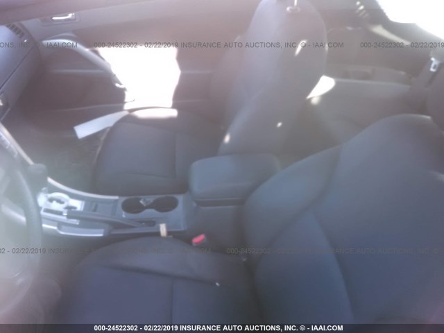 JTKDE3B76A0303857 - 2010 TOYOTA SCION TC WHITE photo 8