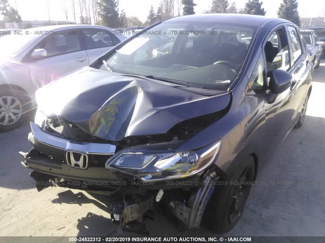 3HGGK5H44JM716333 - 2018 HONDA FIT LX GRAY photo 2