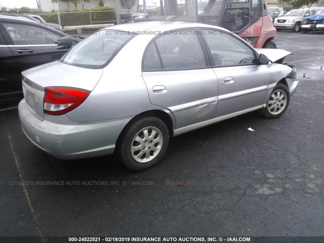 KNADC125046316358 - 2004 KIA RIO SILVER photo 4