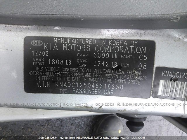 KNADC125046316358 - 2004 KIA RIO SILVER photo 9