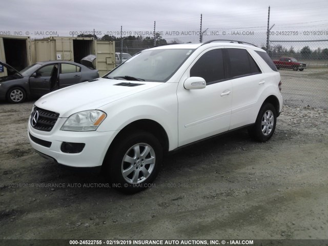 4JGBB86E86A124326 - 2006 MERCEDES-BENZ ML 350 WHITE photo 2