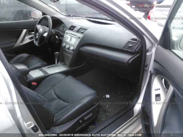 4T1BE46K39U375487 - 2009 TOYOTA CAMRY SE/LE/XLE 银色 照片 5