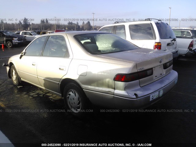 JT2BG22K5W0198025 - 1998 TOYOTA CAMRY CE/LE/XLE Champagne photo 3