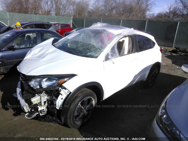 3CZRU6H50JM700138 - 2018 HONDA HR-V EX WHITE photo 2