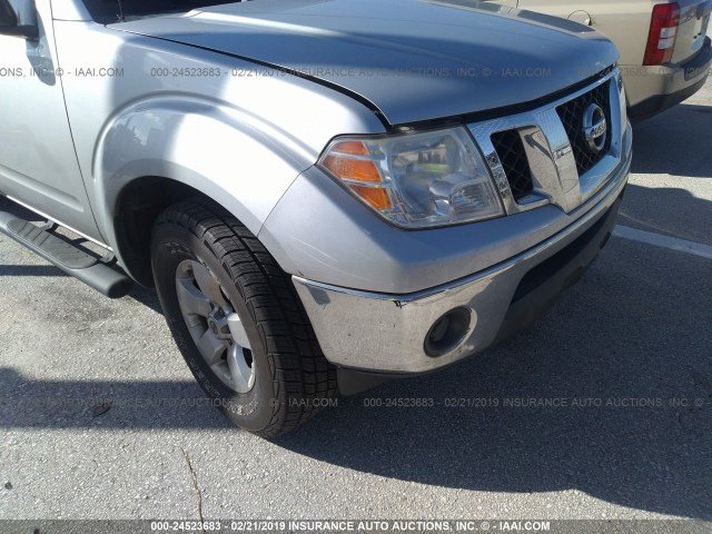 1N6AD0ER0BC419657 - 2011 NISSAN FRONTIER S/SV/SL/PRO-4X SILVER photo 6