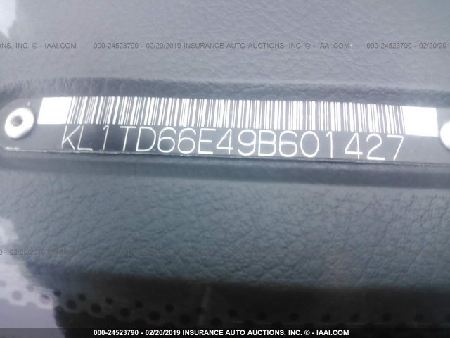 KL1TD66E49B601427 - 2009 CHEVROLET AVEO LS/LT თეთრი ფოტო 9