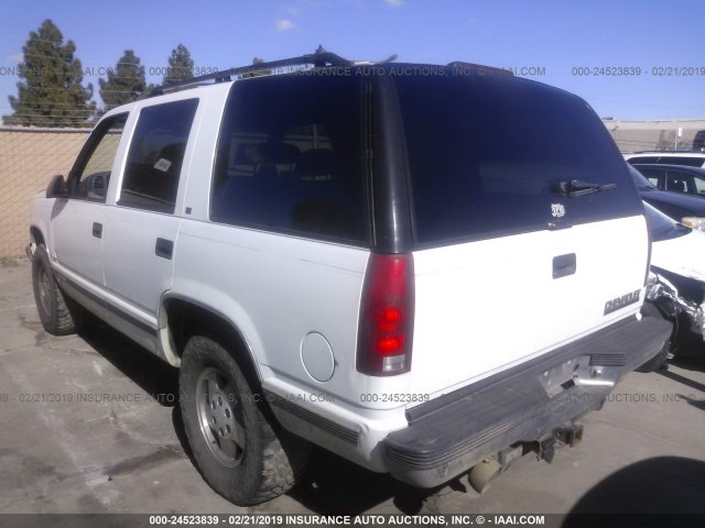 1GNEK13K1SJ367013 - 1995 CHEVROLET TAHOE K1500 WHITE photo 3