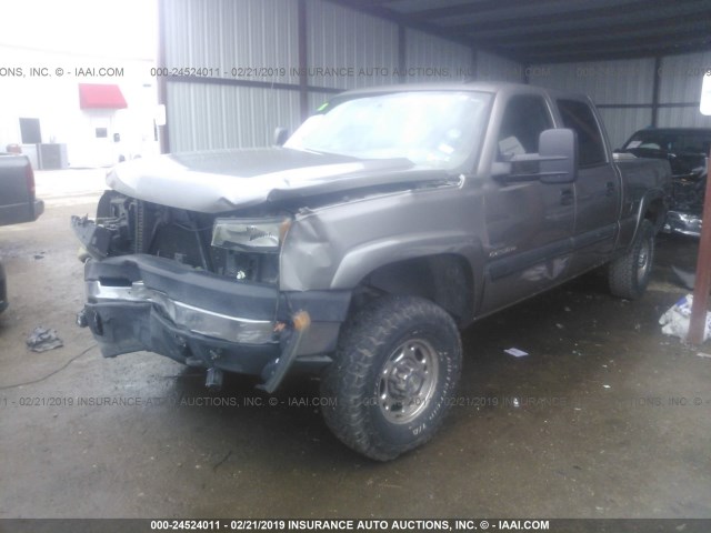 1GCHC23D16F204140 - 2006 CHEVROLET SILVERADO C2500 HEAVY DUTY TAN photo 2