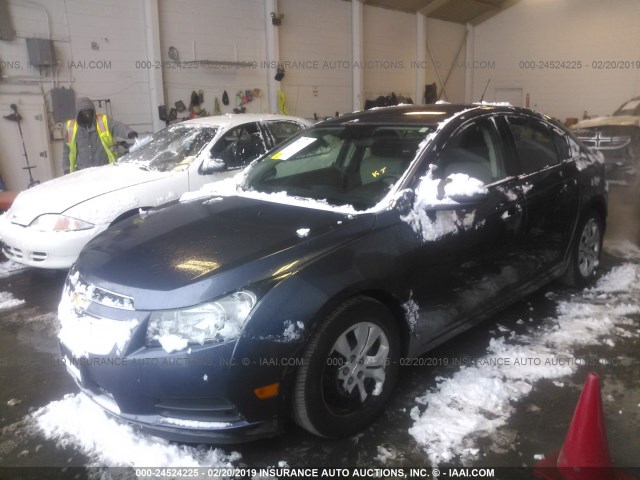 1G1PA5SG2E7227412 - 2014 CHEVROLET CRUZE LS BLUE photo 2