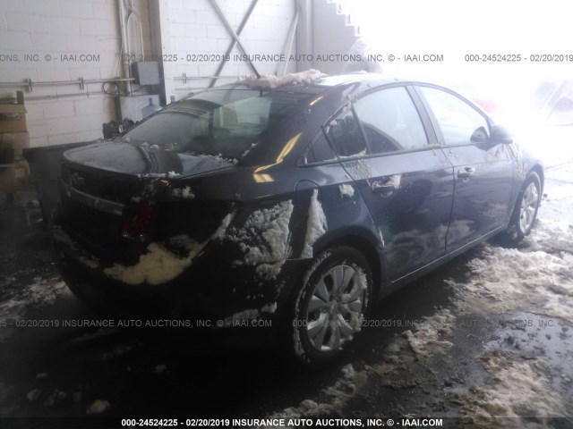 1G1PA5SG2E7227412 - 2014 CHEVROLET CRUZE LS BLUE photo 4