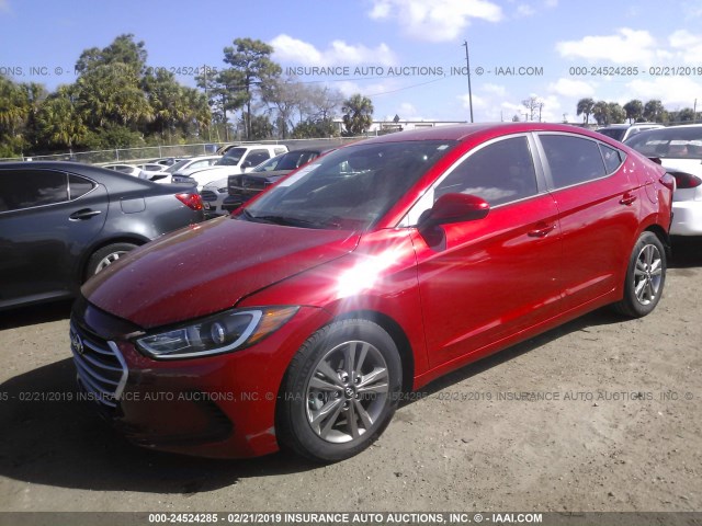 5NPD84LF1HH009970 - 2017 HYUNDAI ELANTRA SE/VALUE/LIMITED RED photo 2