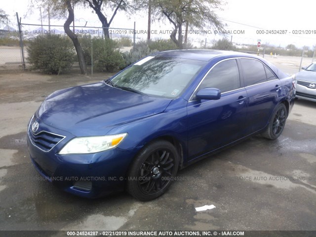 4T4BF3EK9AR012646 - 2010 TOYOTA CAMRY SE/LE/XLE 蓝色 照片 2