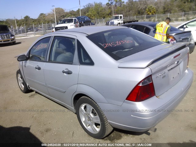 1FAFP34N17W304089 - 2007 FORD FOCUS ZX4/S/SE/SES SILVER photo 3