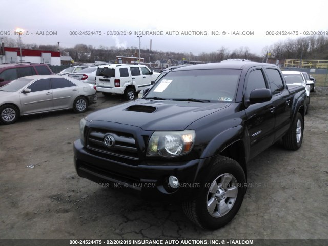5TELU4EN3AZ738230 - 2010 TOYOTA TACOMA DOUBLE CAB 黑色 照片 2