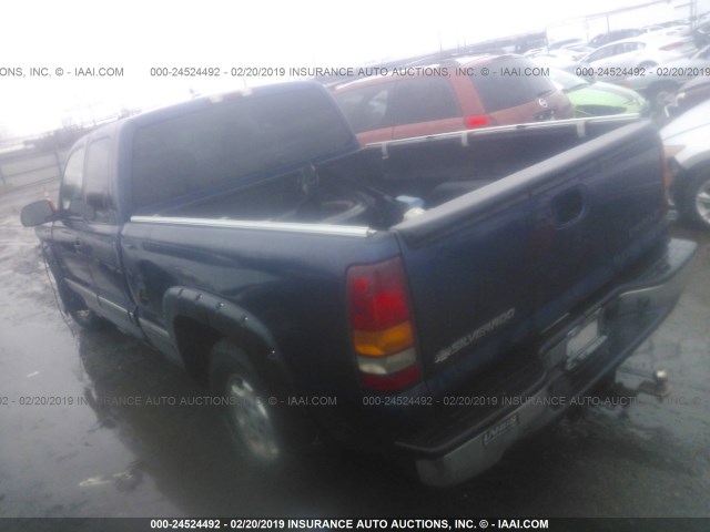 2GCEC19T021283670 - 2002 CHEVROLET SILVERADO C1500 BLUE photo 3