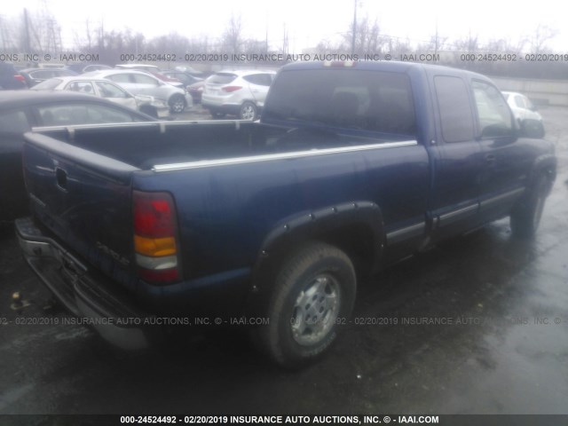 2GCEC19T021283670 - 2002 CHEVROLET SILVERADO C1500 BLUE photo 4