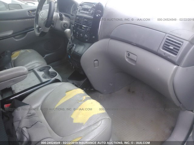 5TDZA23C04S175440 - 2004 TOYOTA SIENNA CE/LE GRAY photo 5