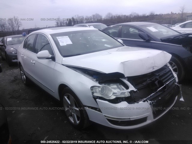 WVWJK73C69P023915 - 2009 VOLKSWAGEN PASSAT TURBO WHITE photo 1