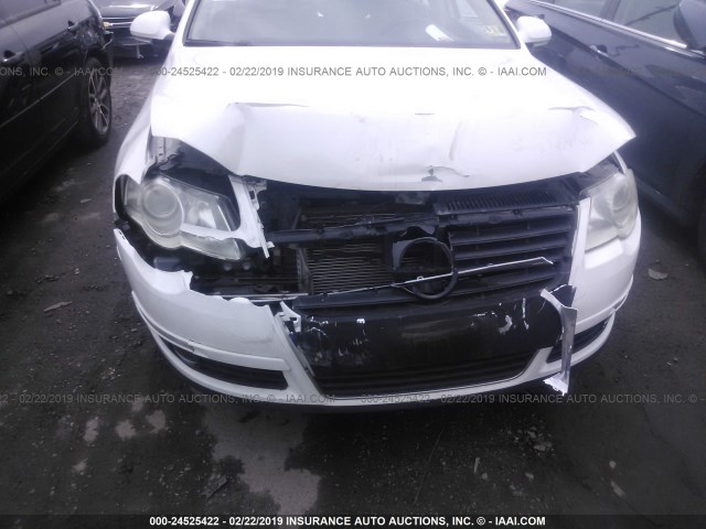 WVWJK73C69P023915 - 2009 VOLKSWAGEN PASSAT TURBO WHITE photo 6