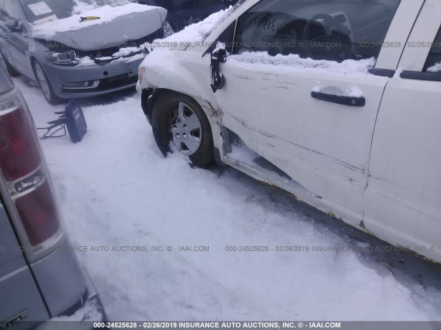 1B3HB28B07D381769 - 2007 DODGE CALIBER WHITE photo 6