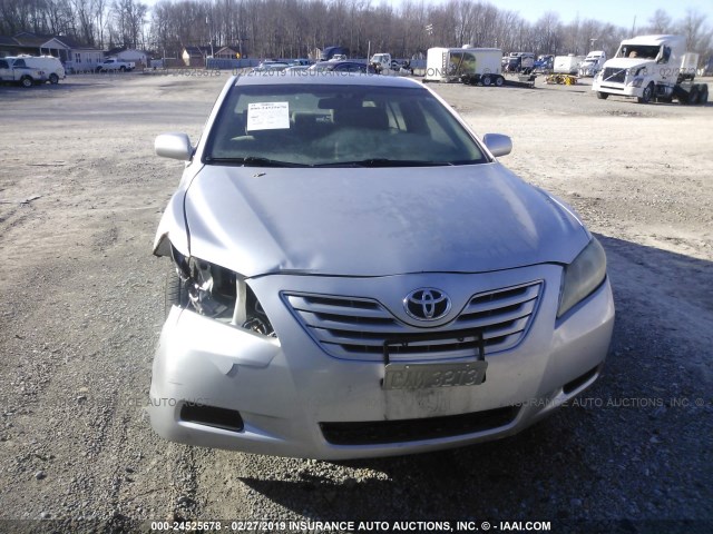 4T1BE46K18U257808 - 2008 TOYOTA CAMRY CE/LE/XLE/SE SILVER photo 6