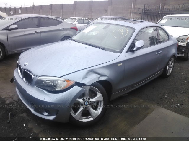 WBAUP7C56CVP23420 - 2012 BMW 128 I Light Blue photo 2