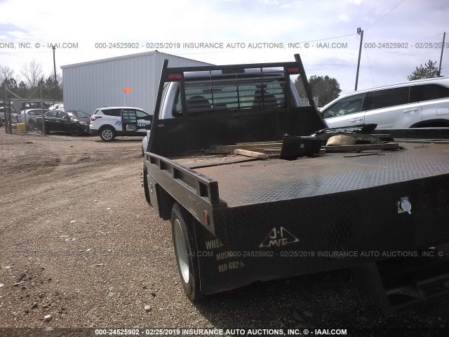 1FD4F47Y18EC96885 - 2008 FORD F450 SUPER DUTY GRAY photo 3