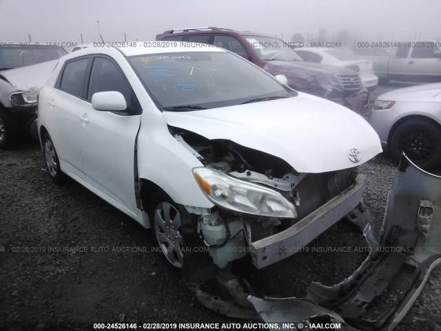 2T1KU4EE1CC829677 - 2012 TOYOTA COROLLA MATRIX  WHITE photo 1