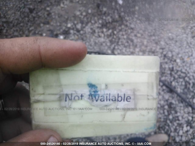 2T1KU4EE1CC829677 - 2012 TOYOTA COROLLA MATRIX  WHITE photo 7