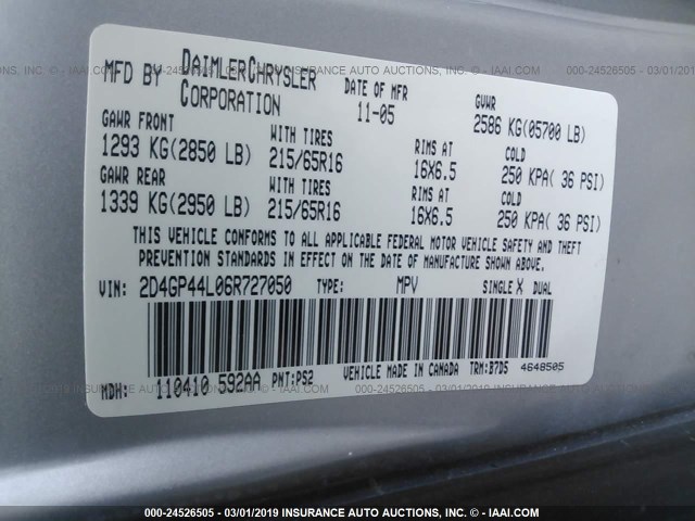 2D4GP44L06R727050 - 2006 DODGE GRAND CARAVAN SXT SILVER photo 9