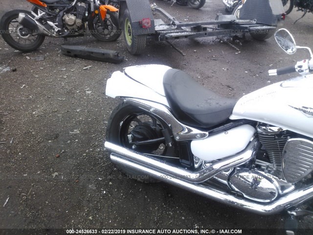 JS1VS56A6F2100186 - 2015 SUZUKI VZ800 WHITE photo 6