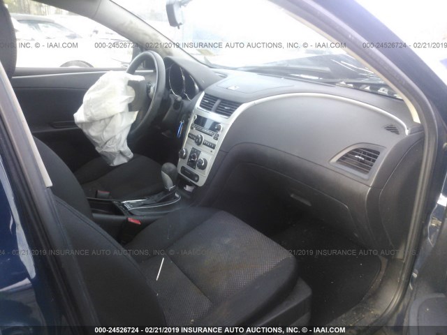 1G1ZC5EB9AF312430 - 2010 CHEVROLET MALIBU 1LT BLUE photo 5