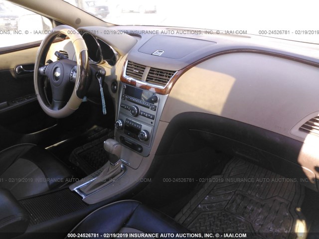 1G1ZK57B59F121776 - 2009 CHEVROLET MALIBU LTZ თაფლისფერი ფოტო 5