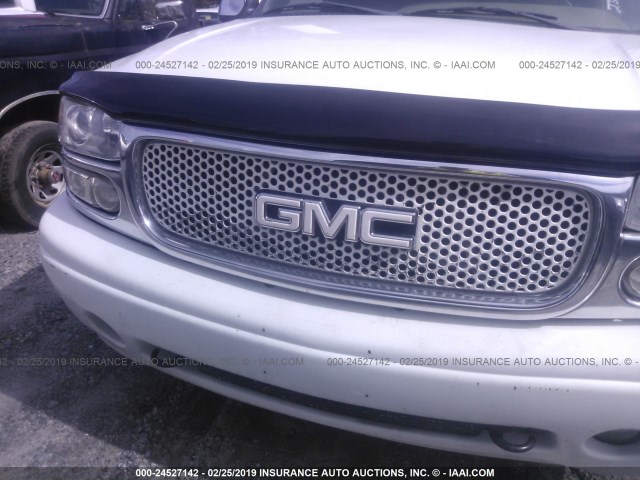 1GKFK66UX5J235609 - 2005 GMC YUKON XL DENALI WHITE photo 6