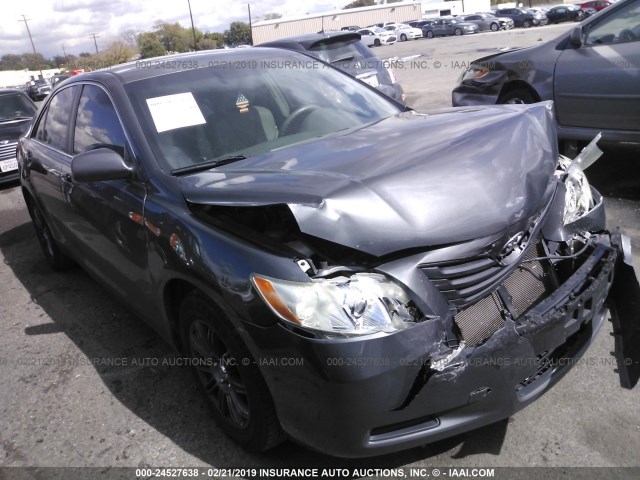 4T4BE46K89R136426 - 2009 TOYOTA CAMRY SE/LE/XLE GRAY photo 1