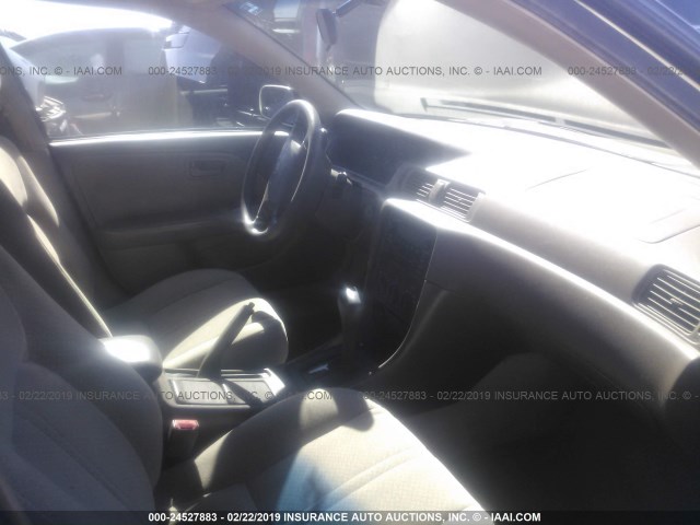 JT2BG22K810544478 - 2001 TOYOTA CAMRY CE/LE/XLE 金色 照片 5