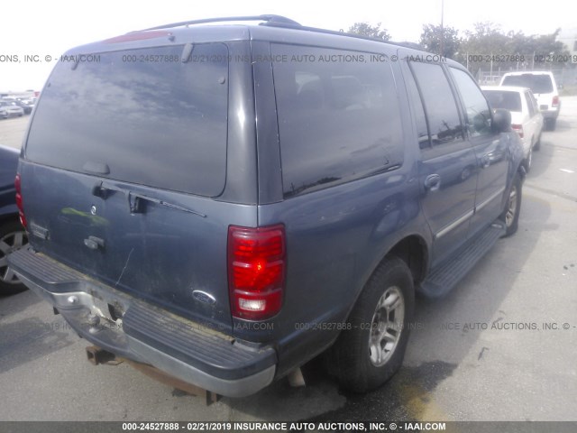 1FMRU15L5YLA24904 - 2000 FORD EXPEDITION XLT BLUE photo 4