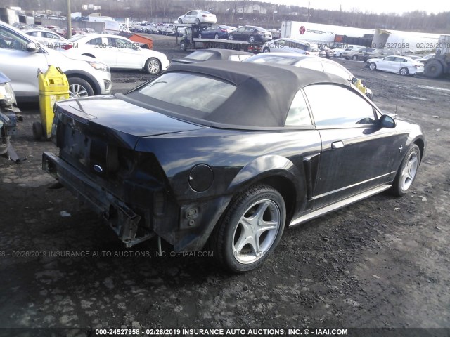 1FAFP44441F176371 - 2001 FORD MUSTANG BLACK photo 4