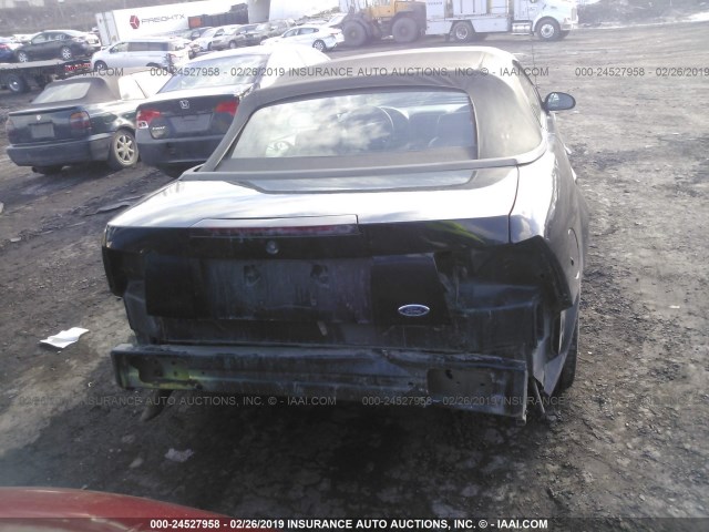 1FAFP44441F176371 - 2001 FORD MUSTANG BLACK photo 6